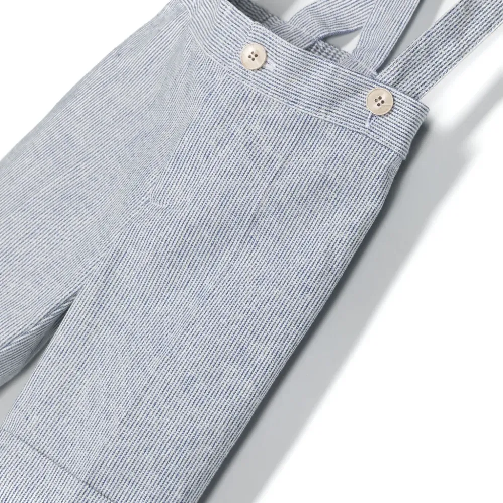 Костюм-тройка в полоску