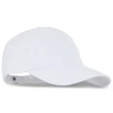 Кепка с вышитым логотипом