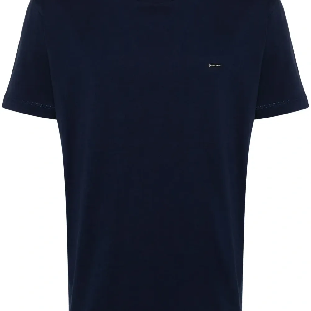 Футболка с логотипом