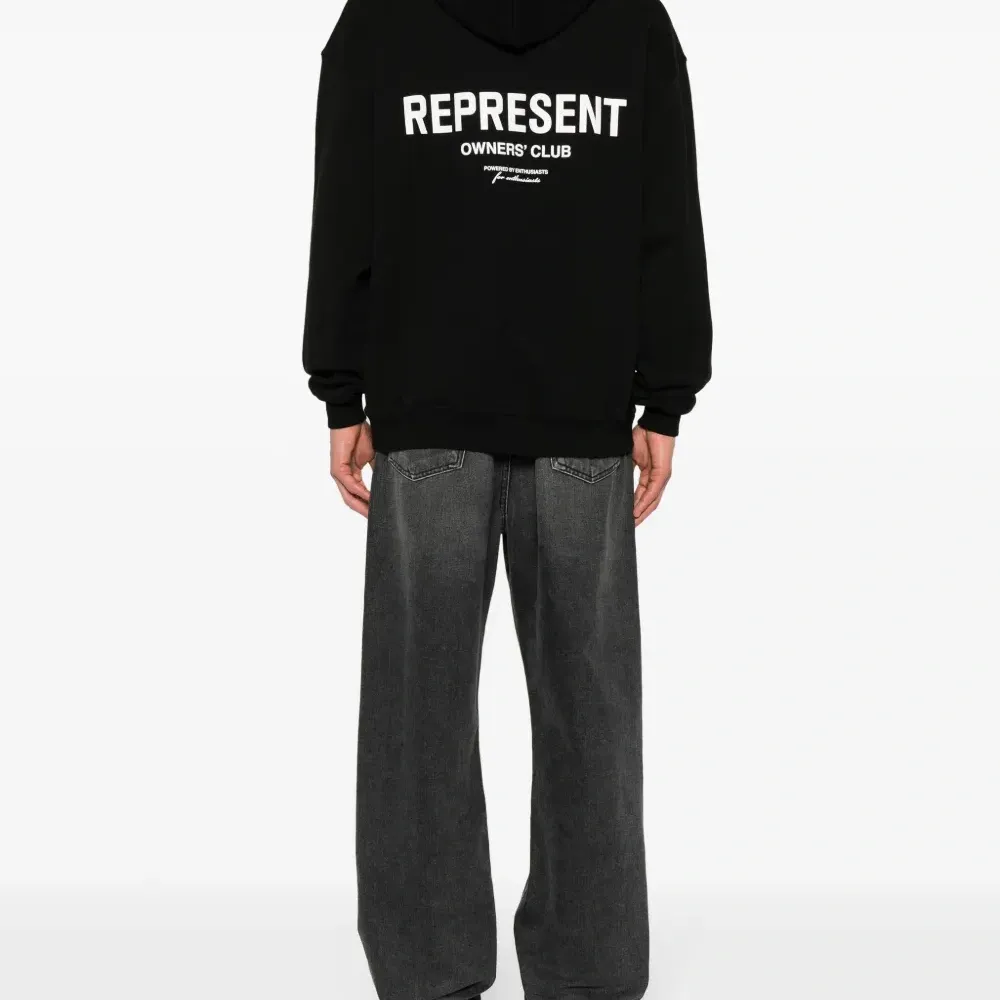 Худи с логотипом