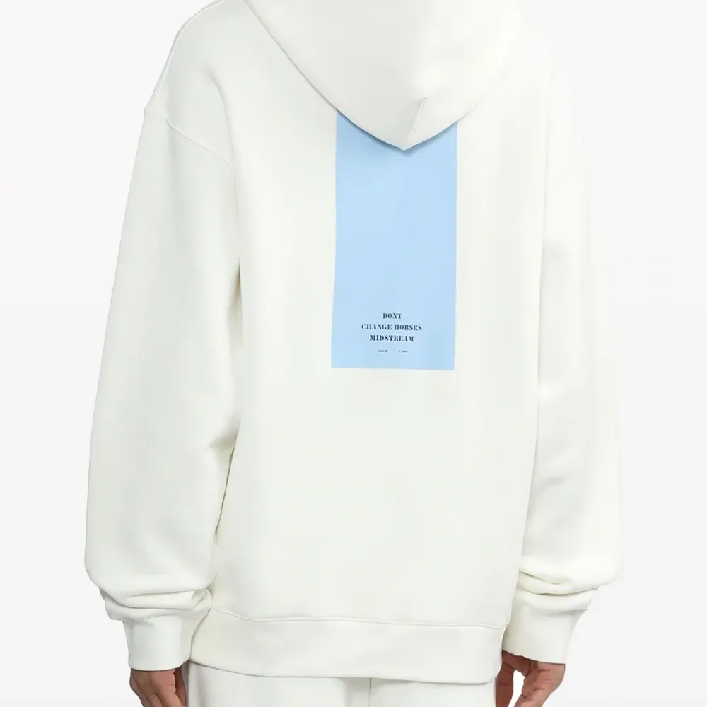 худи с логотипом