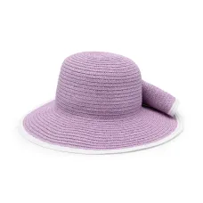 Шляпа с цветочной аппликацией