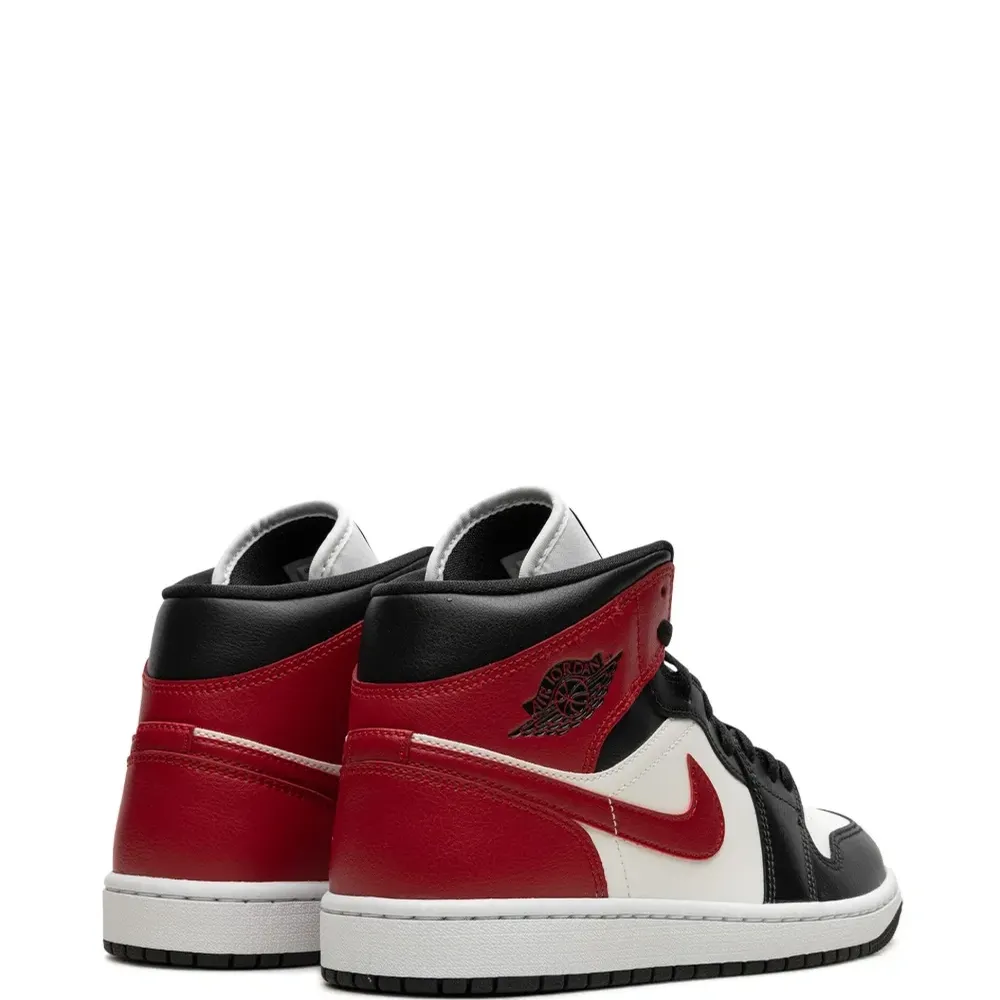 Кроссовки Air Jordan 1 Mid Black Toe Кроссовки Air Jordan 1 Mid Black Toe