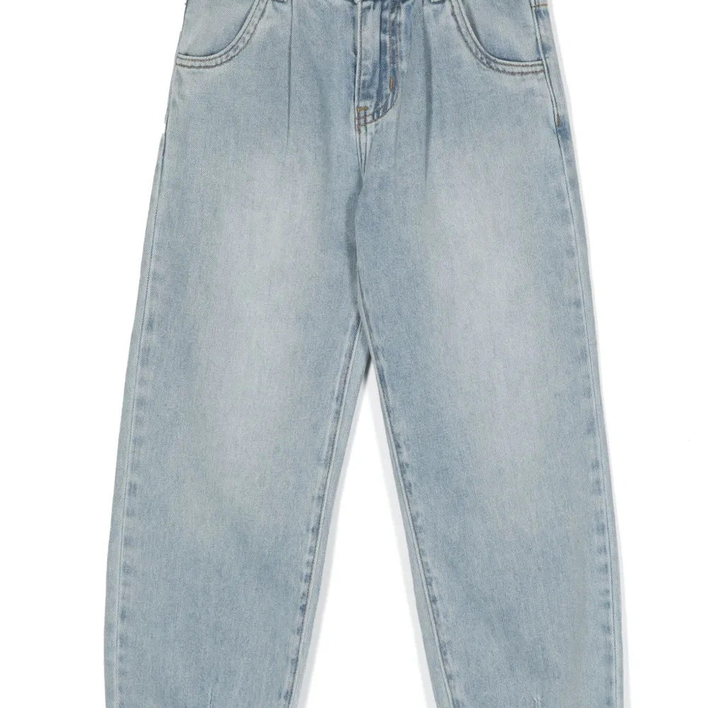 Прямые джинсы с вышитым логотипом