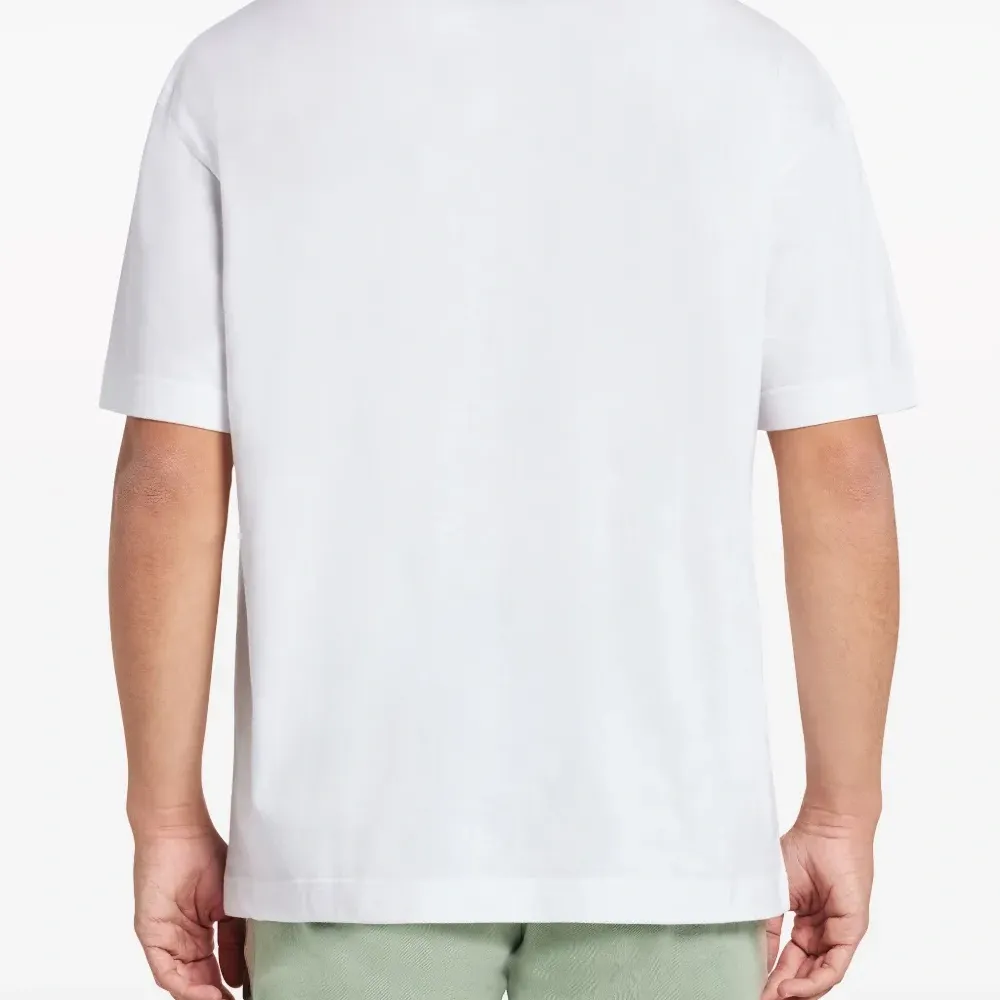 Футболка с графичным принтом