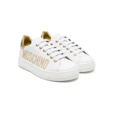 Кроссовки с логотипом