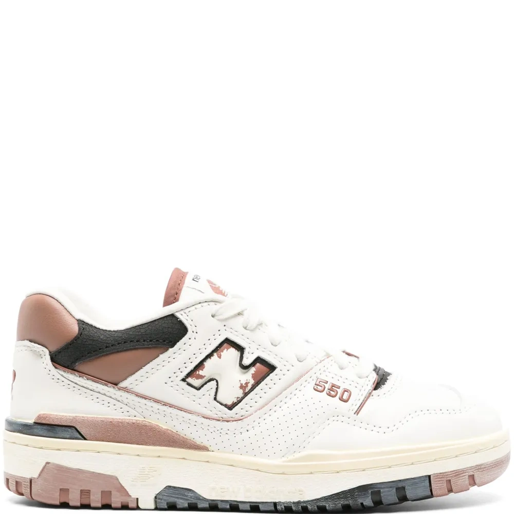 Кроссовки 550