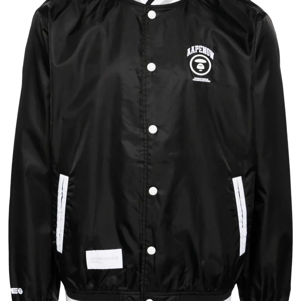 Бомбер с отделкой в полоску