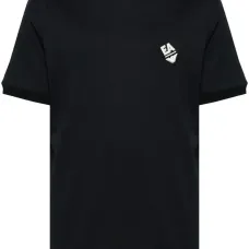 футболка с вышитым логотипом