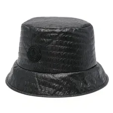 Дутая панама с логотипом