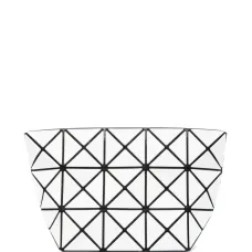 Лакированный клатч с геометричным узором