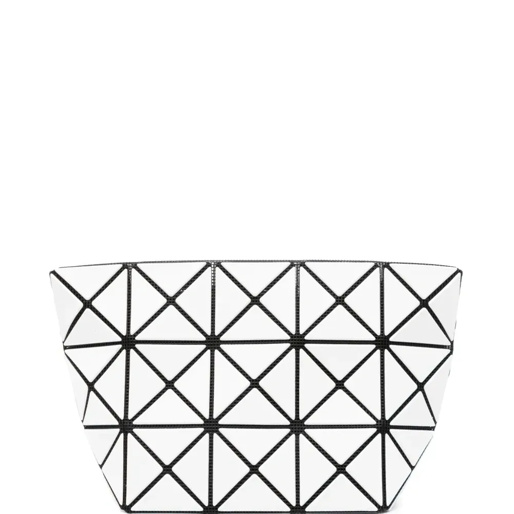 Лакированный клатч с геометричным узором