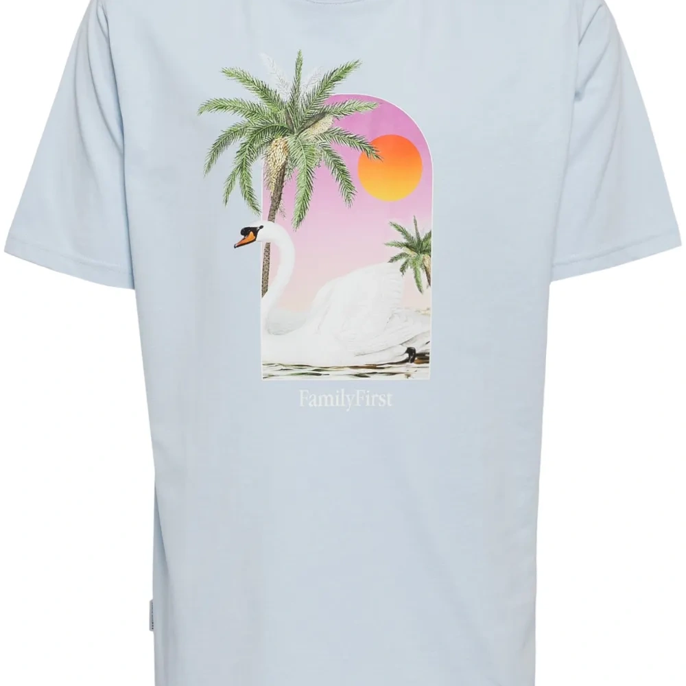 Футболка с надписью