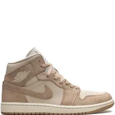 Кроссовки Air Jordan 1 Mid SE 'Legend Light Brown'
