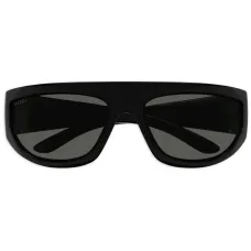 солнцезащитные очки с затемненными линзами