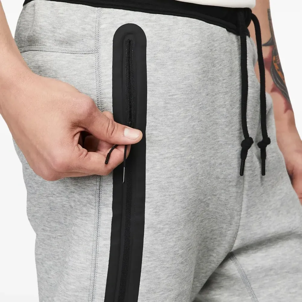 Спортивные брюки Tech Fleece со вставками