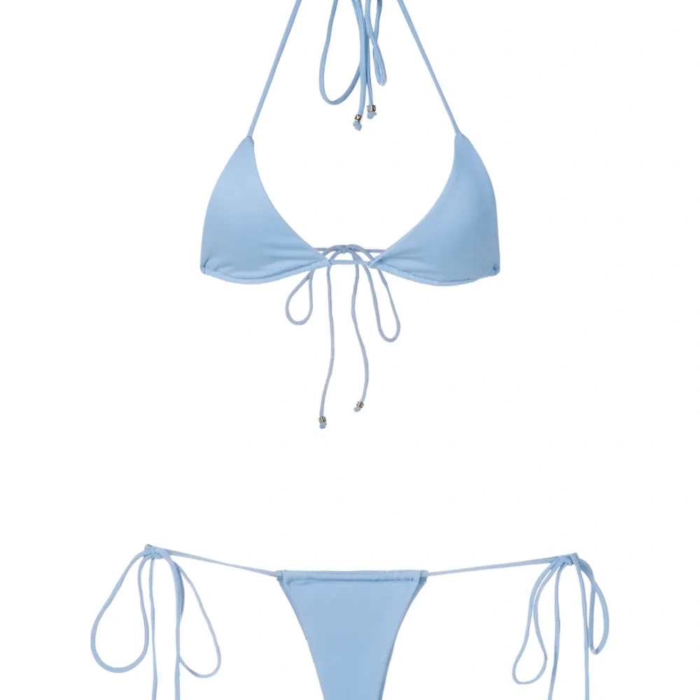 Бикини с вырезом халтер