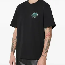 футболка с вышитым логотипом футболка с вышитым логотипом