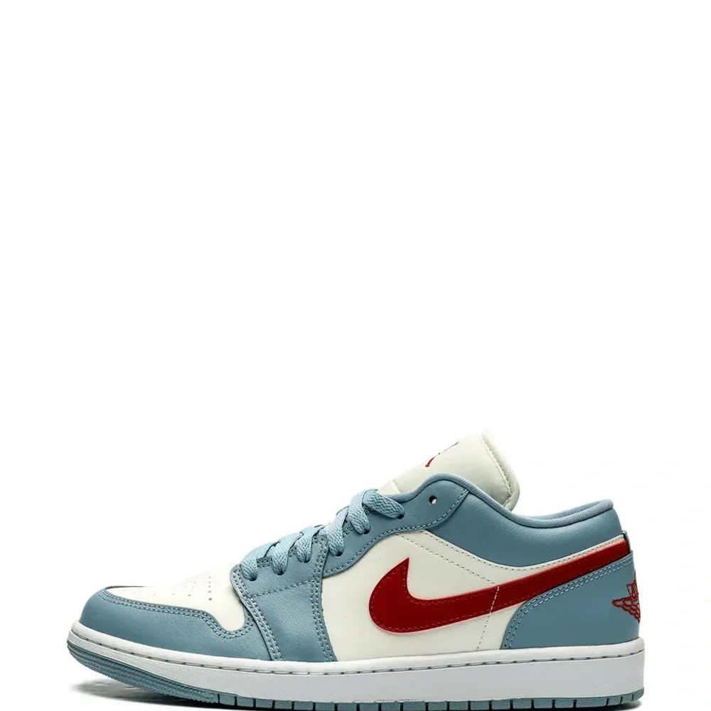 Кроссовки Air Jordan 1 Low Blue Whisper
