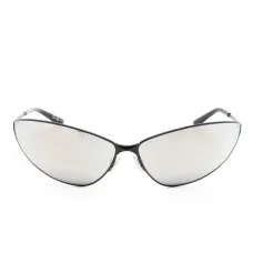 Солнцезащитные очки в массивной оправе