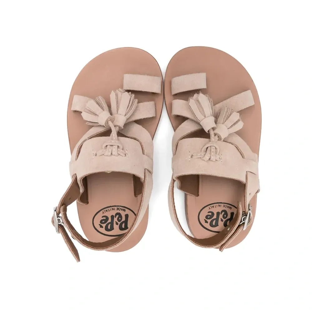 Босоножки с кисточками