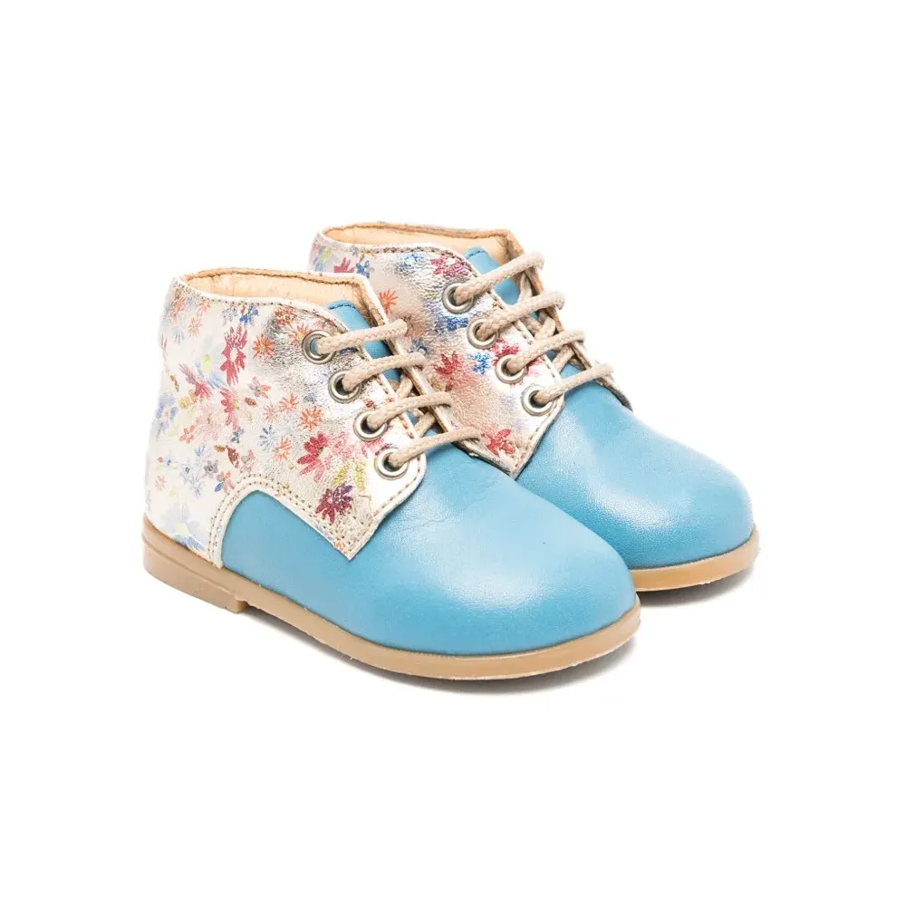 Ботинки на шнуровке с цветочным принтом