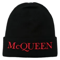 Кашемировая шапка бини с вышитым логотипом Кашемировая шапка бини с вышитым логотипом