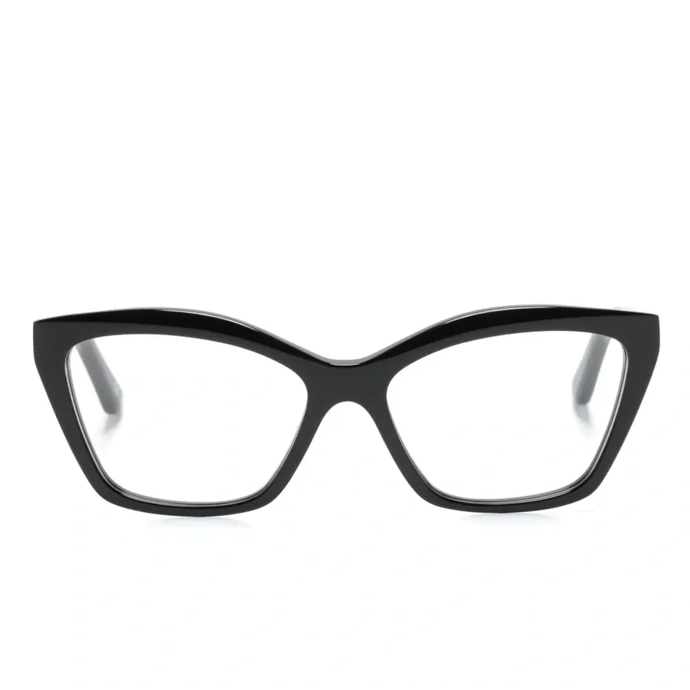 Очки в оправе 'кошачий глаз'