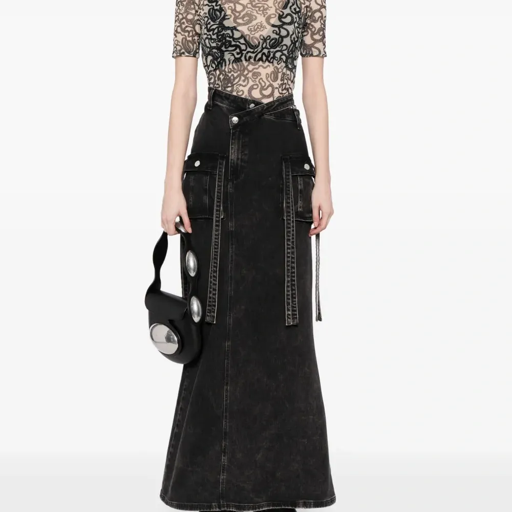 Полупрозрачная футболка с принтом