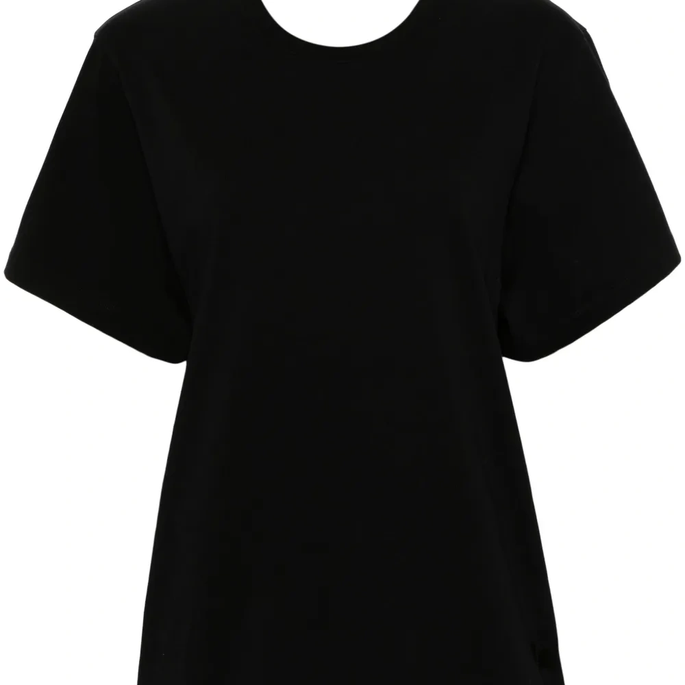 Футболка с открытой спиной Футболка с открытой спиной