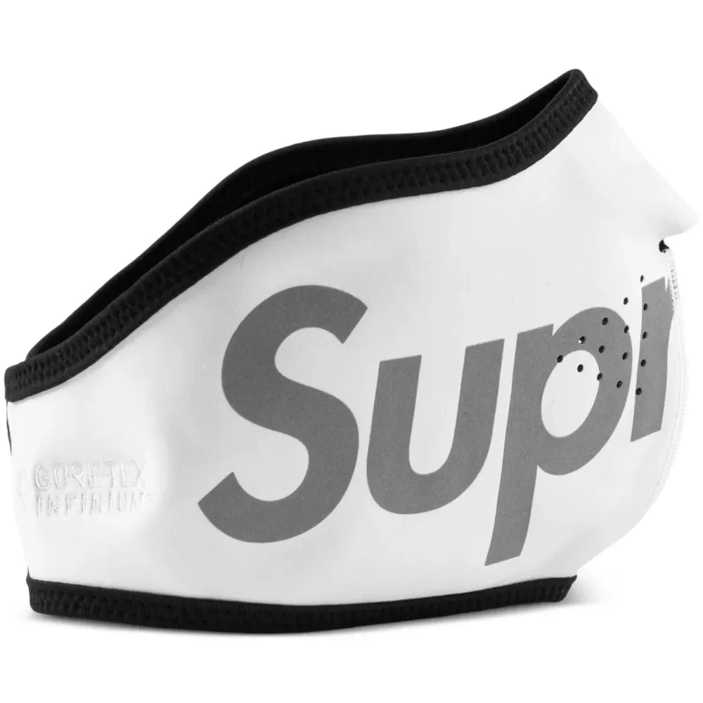 Маска с логотипом