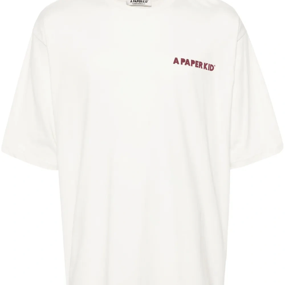 Футболка с логотипом