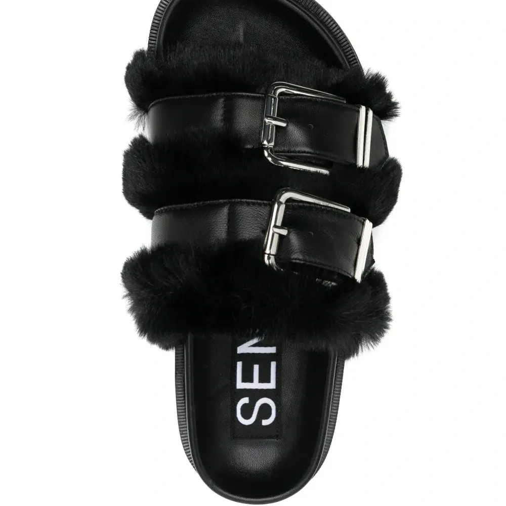 Сандалии Zali с пряжками Сандалии Zali с пряжками