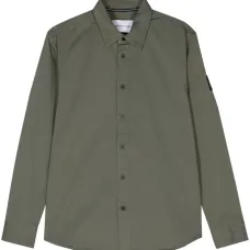 Рубашка с нашивкой-логотипом