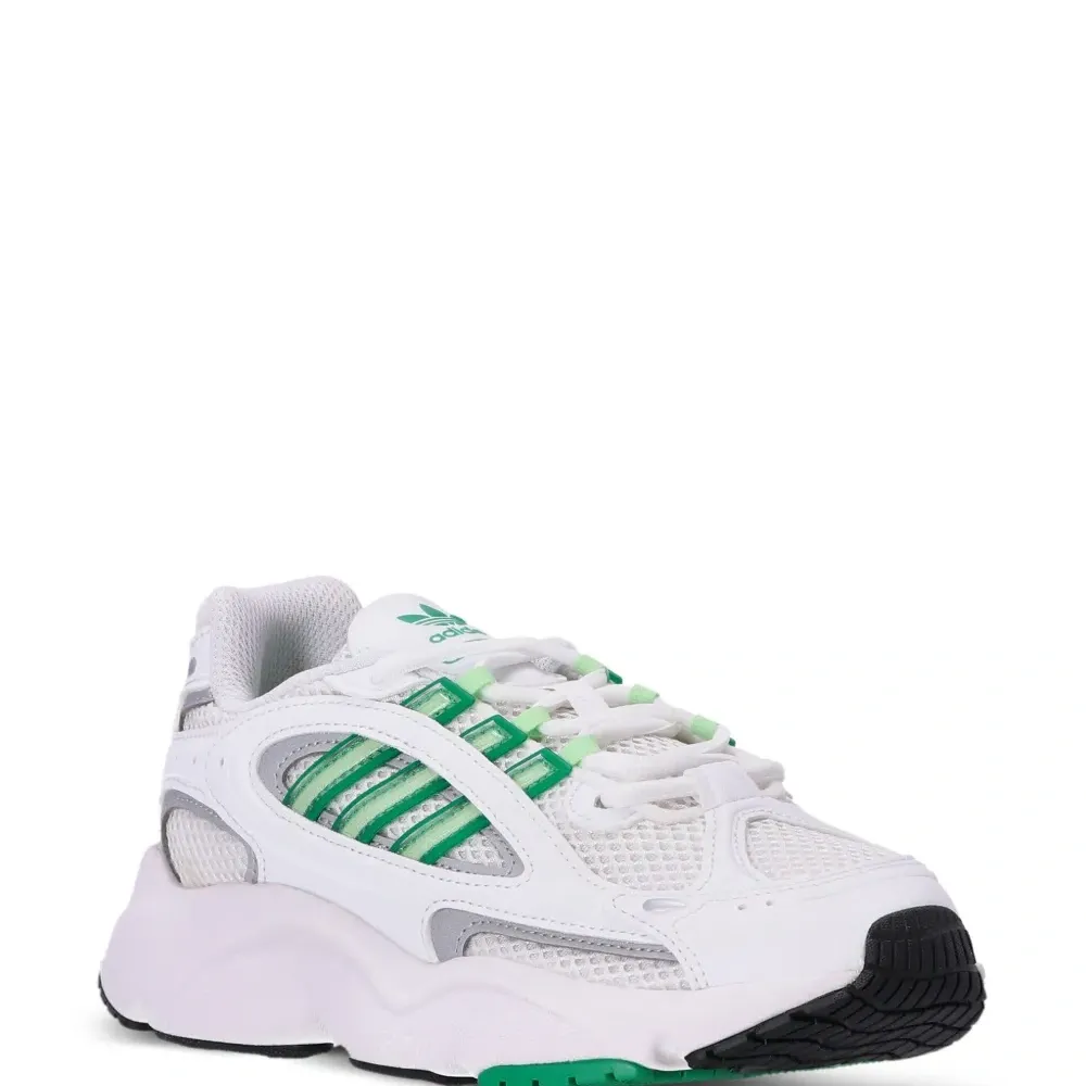 Кроссовки Ozmillen с логотипом и полосками