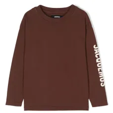 Футболка с логотипом