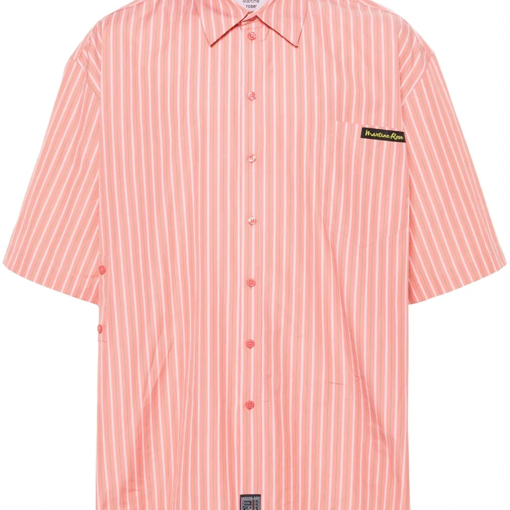 Полосатая рубашка