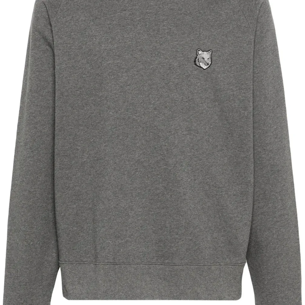 Толстовка с нашивкой