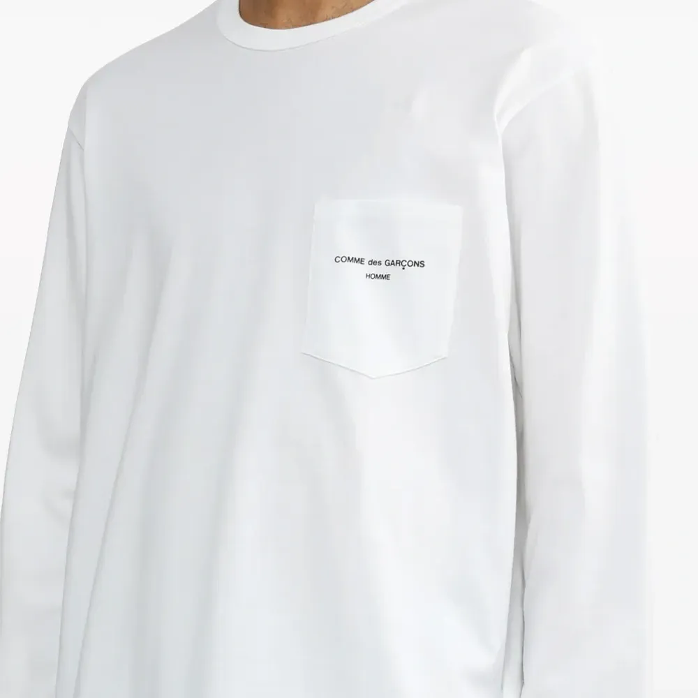 Футболка с логотипом Футболка с логотипом