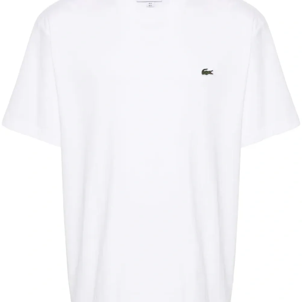 Футболка с нашивкой-логотипом