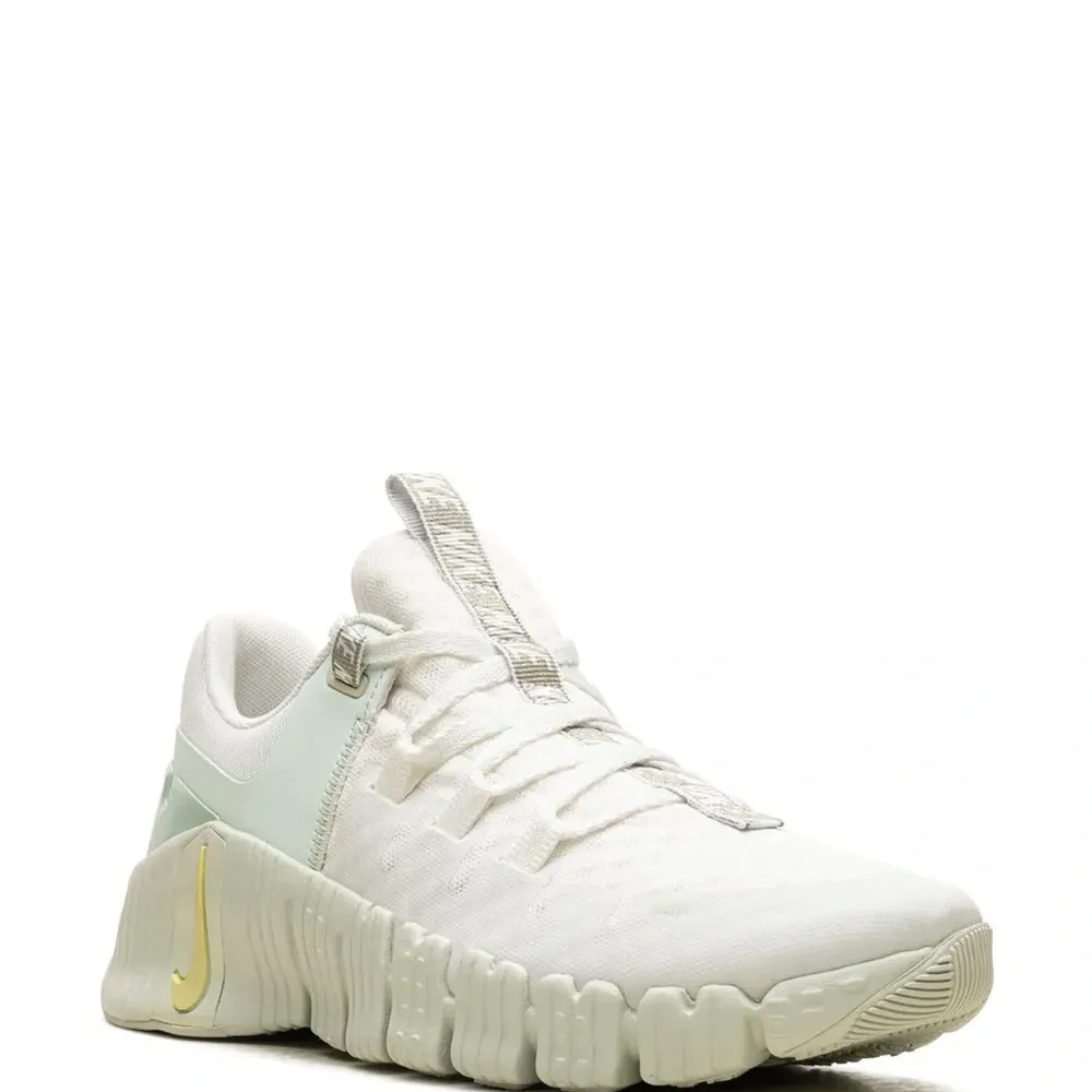 Кроссовки Free Metcon 5 PRM Summit White