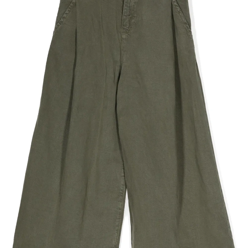 Брюки широкого кроя