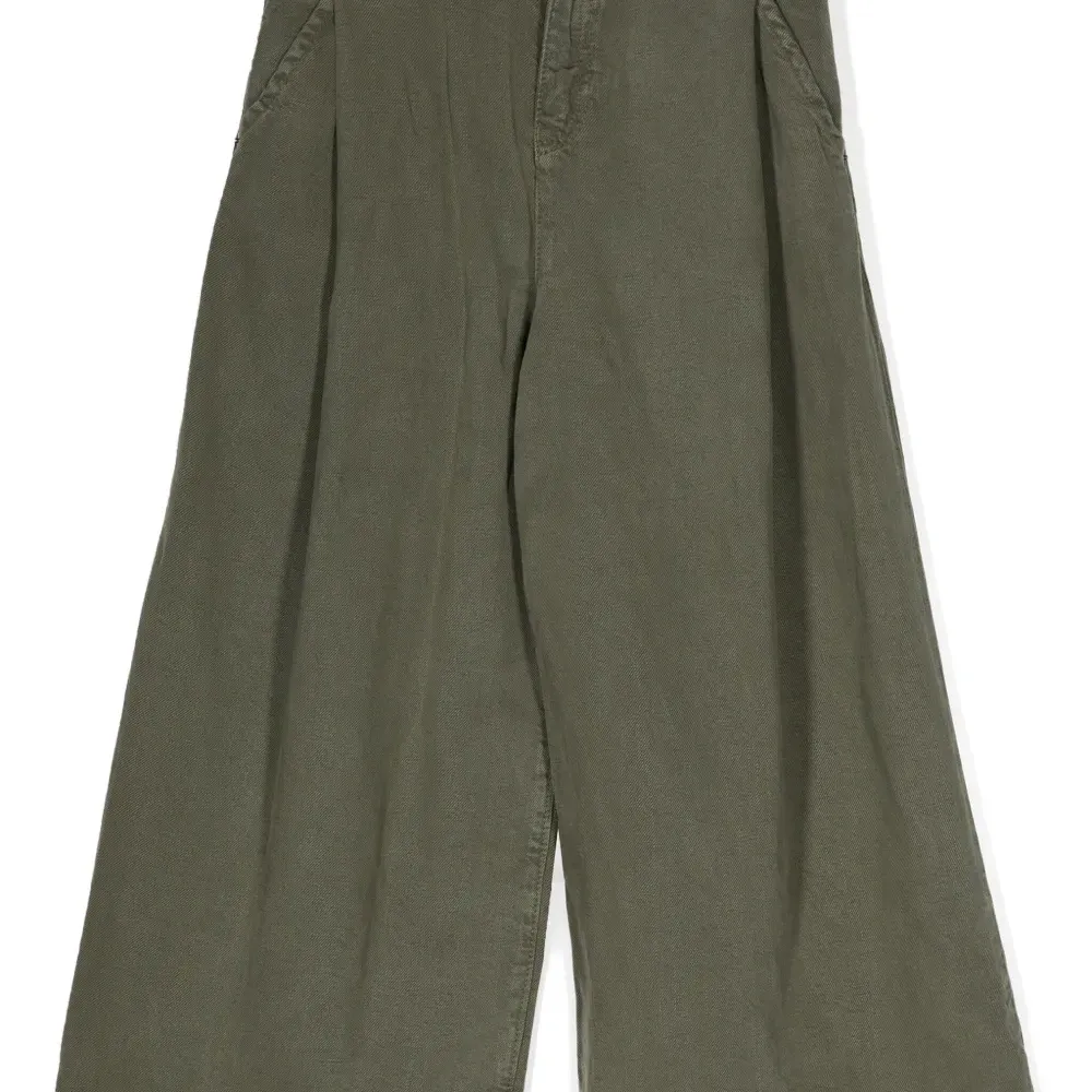 Брюки широкого кроя