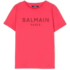 Футболка с логотипом