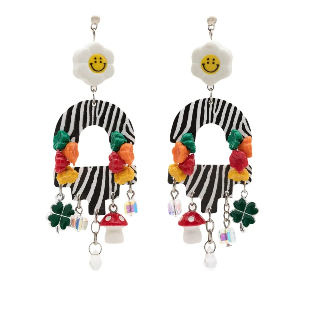 серьги-подвески с аппликацией