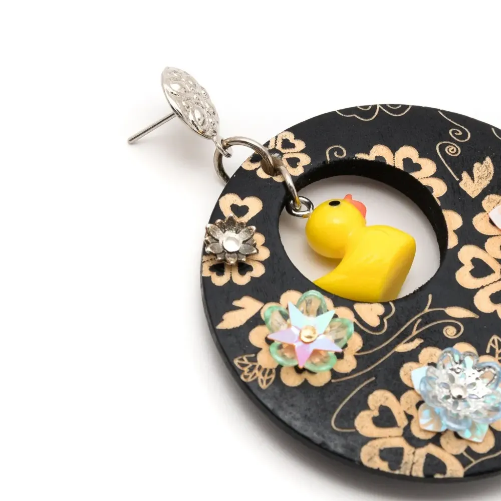 Серьги-подвески с аппликацией