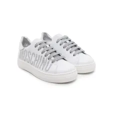 Кроссовки с логотипом