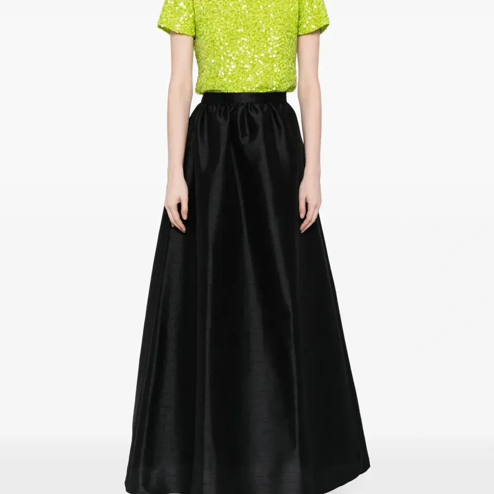 Футболка Veronica с пайетками