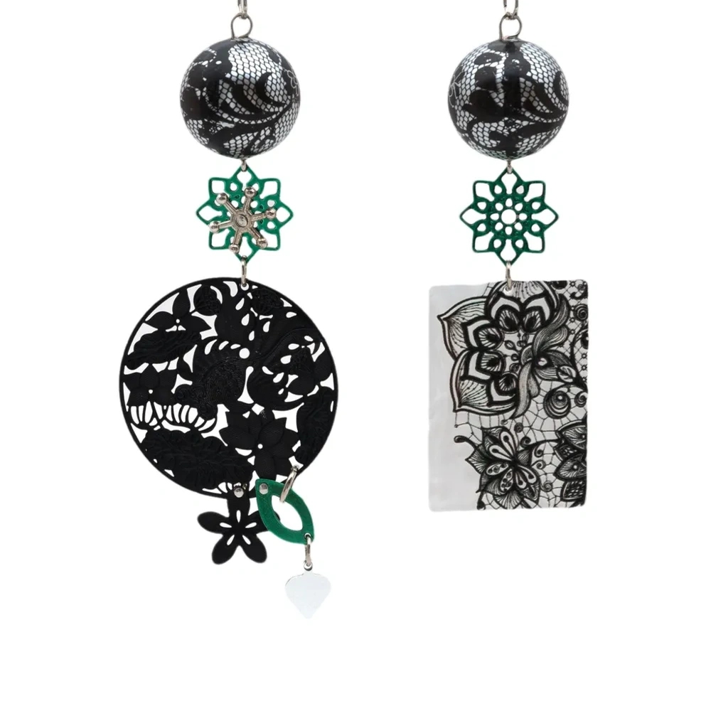 серьги-подвески с аппликацией