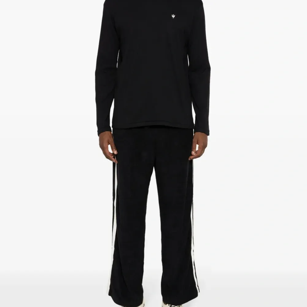 Футболка с логотипом